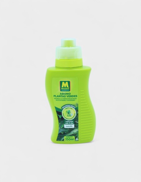 Engrais liquide pour plantes vertes