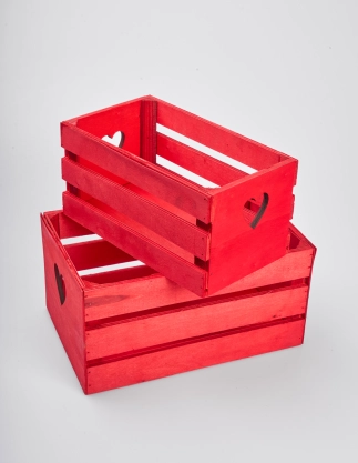 Boîte en bois rouge